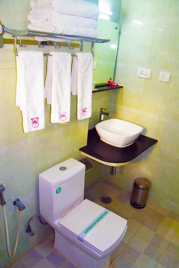 Thiviyam Airport Hotel Chennai Ngoại thất bức ảnh
