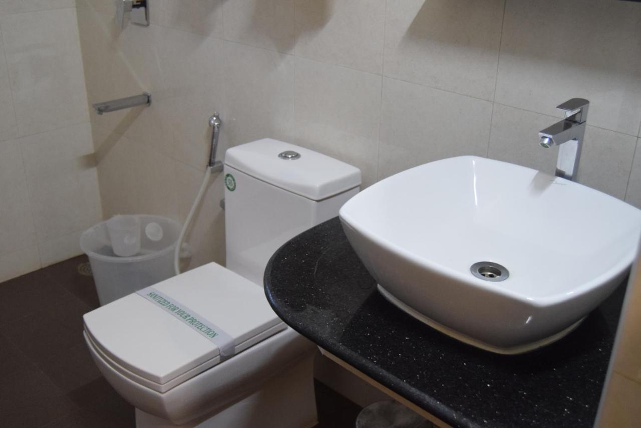 Thiviyam Airport Hotel Chennai Ngoại thất bức ảnh